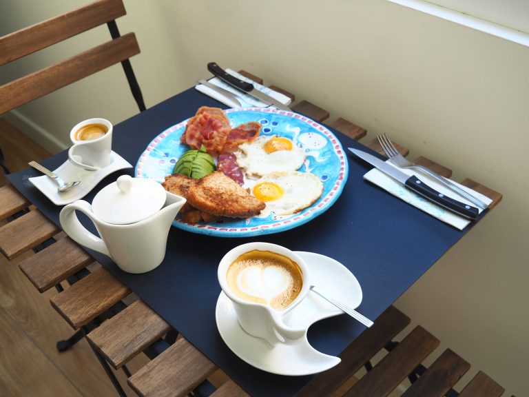 bed-and-brekfast-italian-colazione-3-bnb-napoli-planb-suit-capri-centro-1